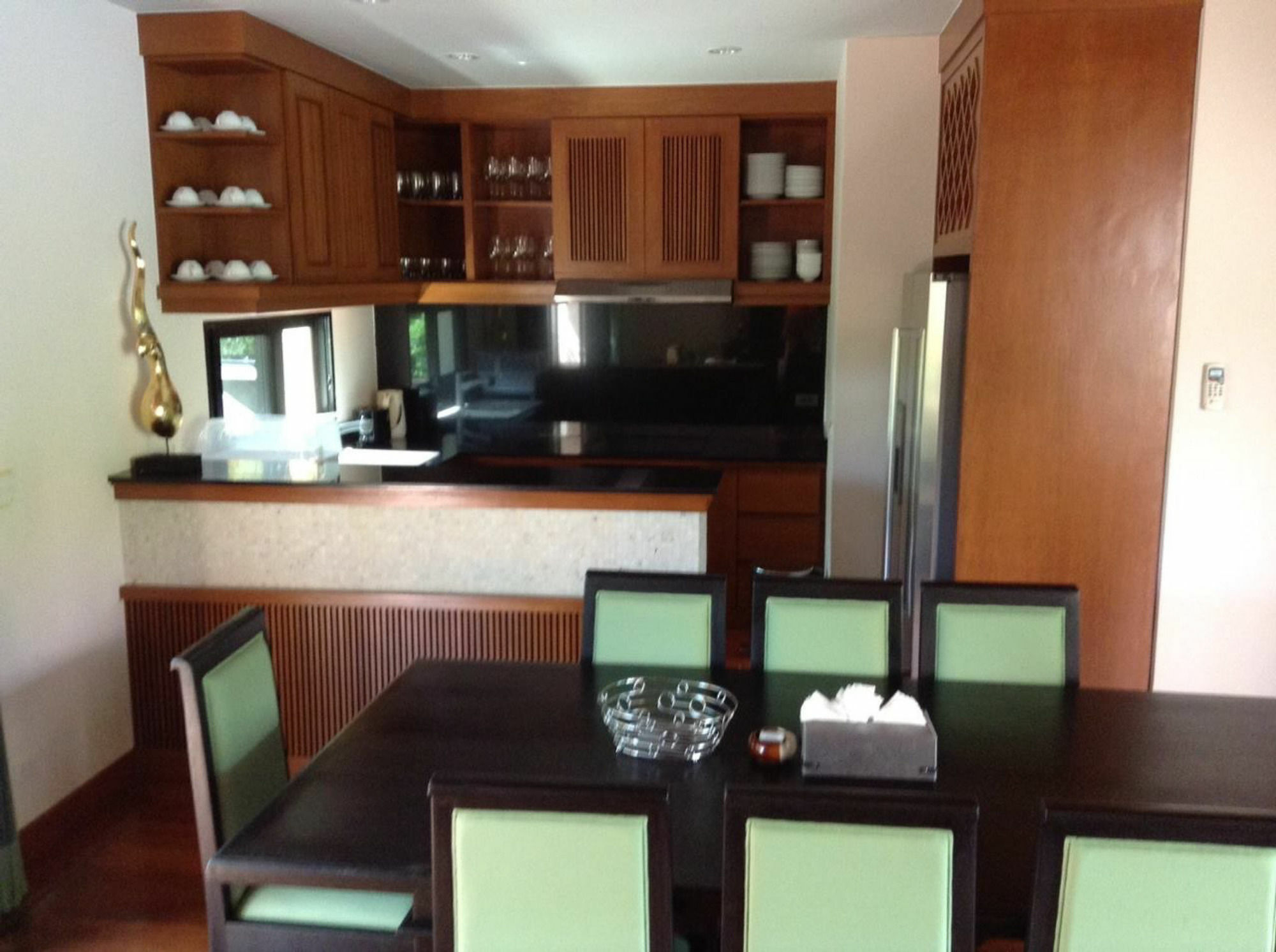 Apartment Ban Bua Luxury *