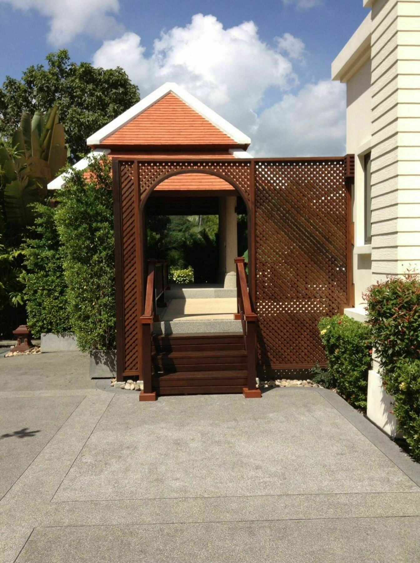 Ban Bua Luxury Nai Harn