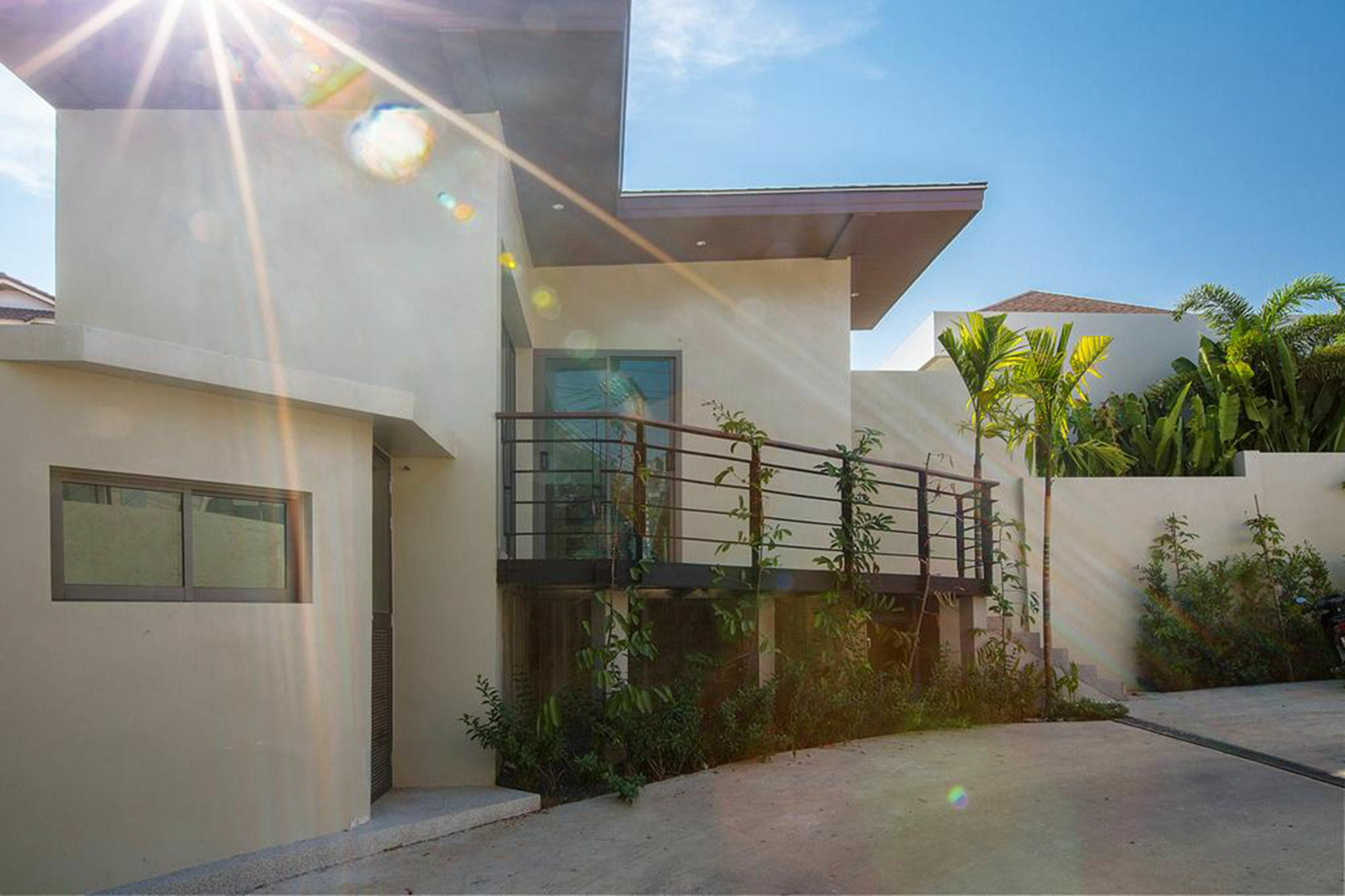 Shanti Estate By Tropiclook *