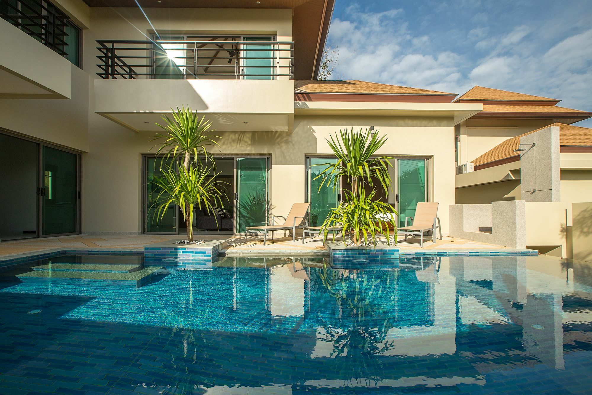 Shanti Estate By Tropiclook Villa