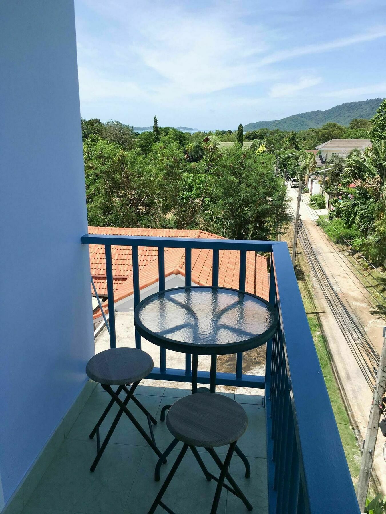 By Psa Apartment *