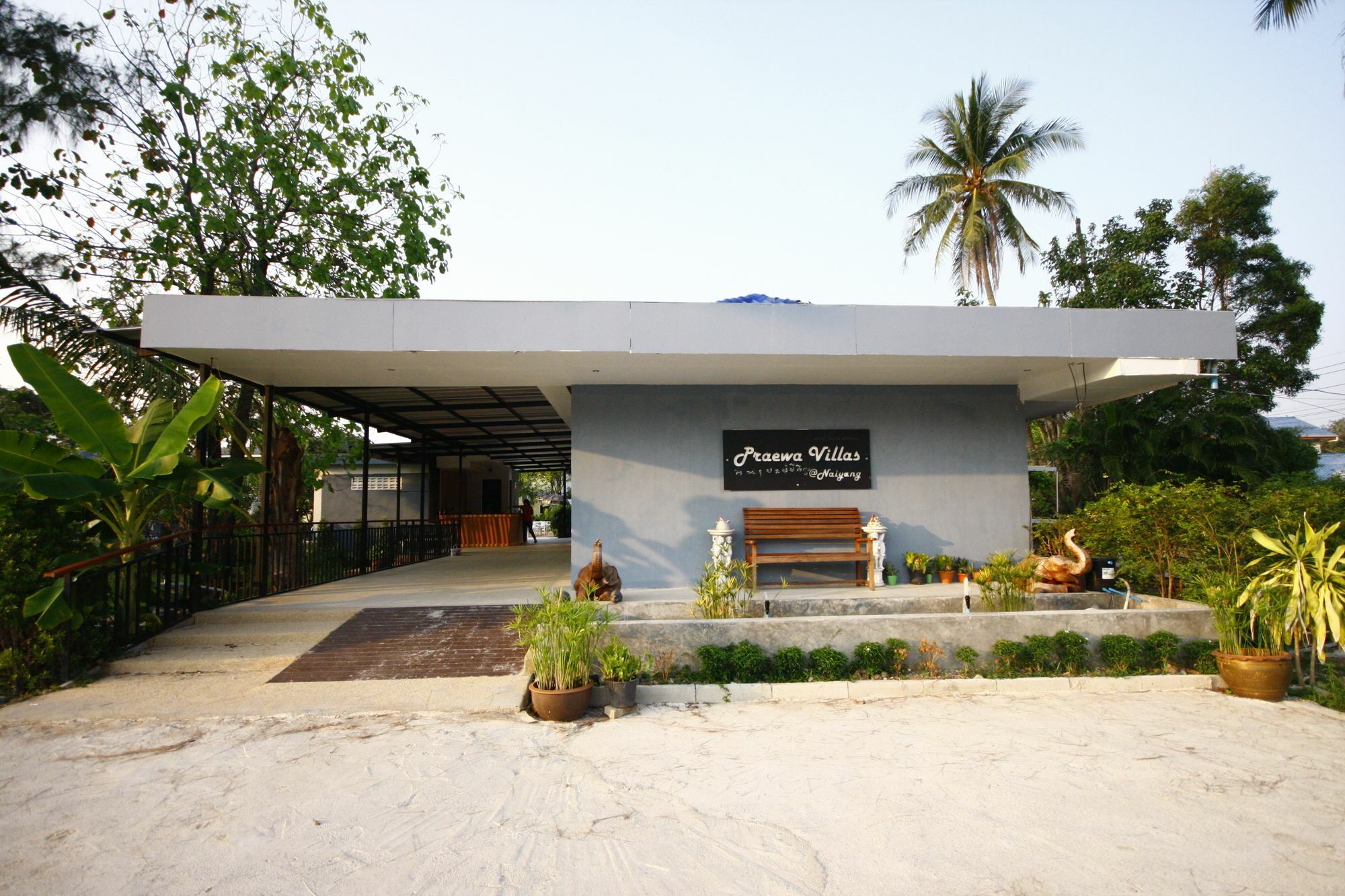 Capital O75345 Praewa Naiyang Phuket Hotel Nai Yang