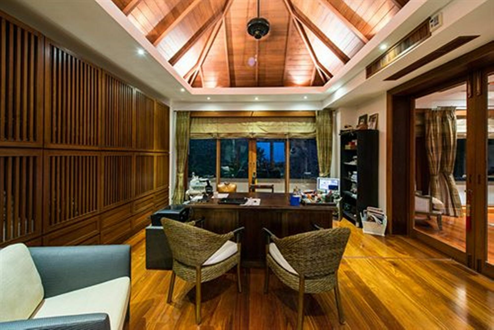 Baan Phu Prana Boutique *