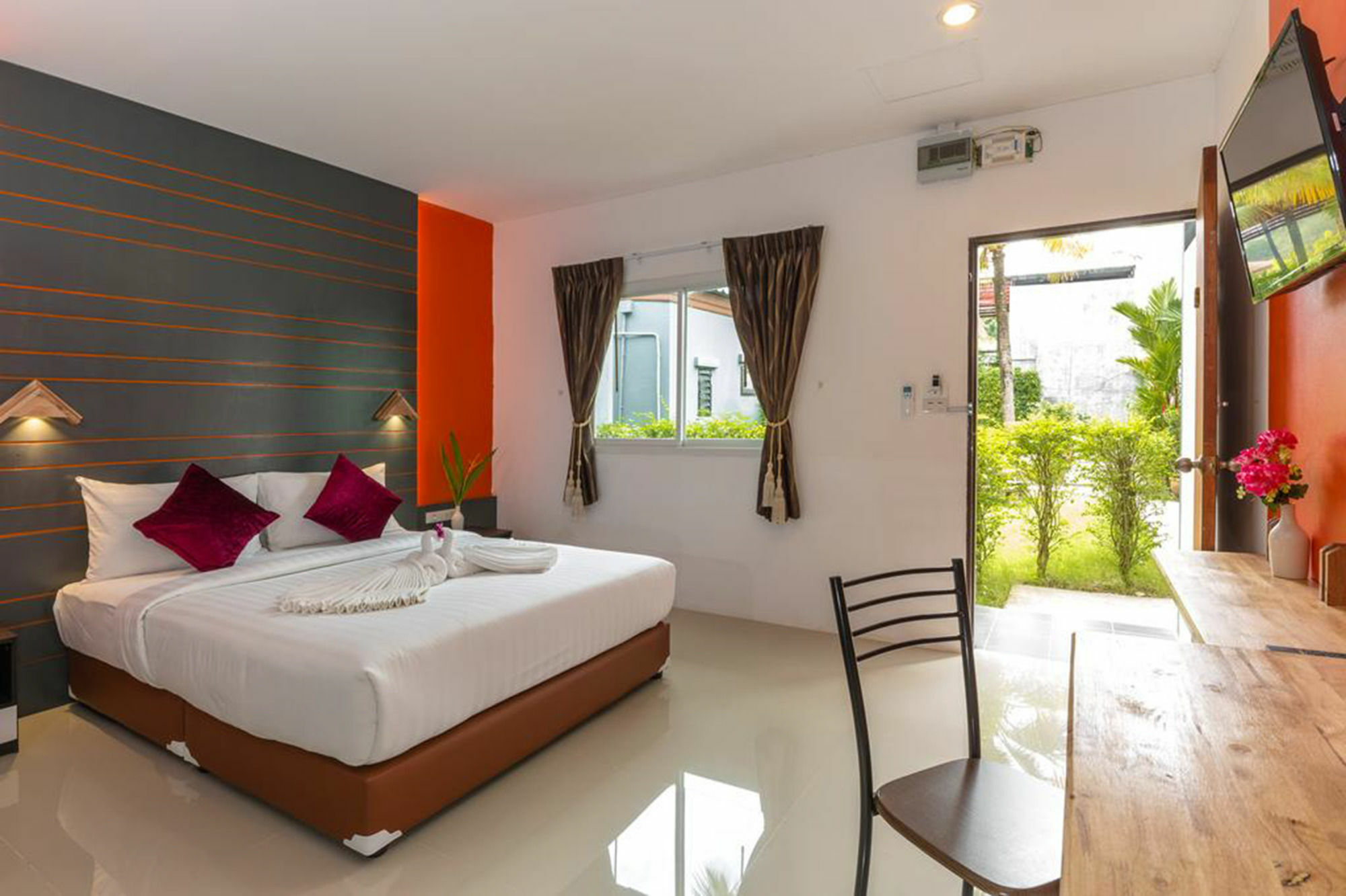Resort Modern @ Naiyang Nai Yang