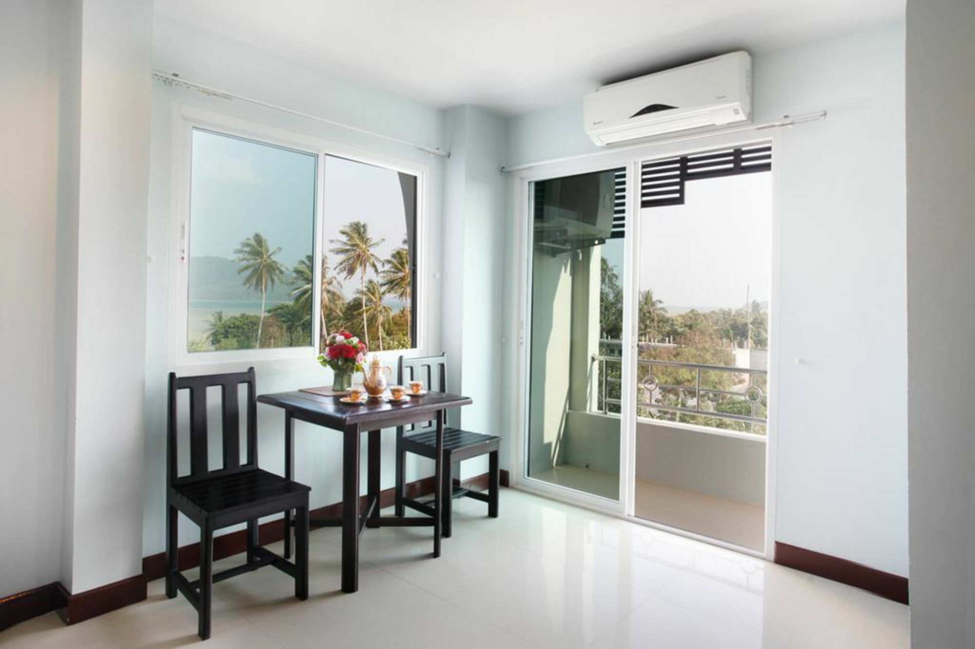 Raya Place Apartment