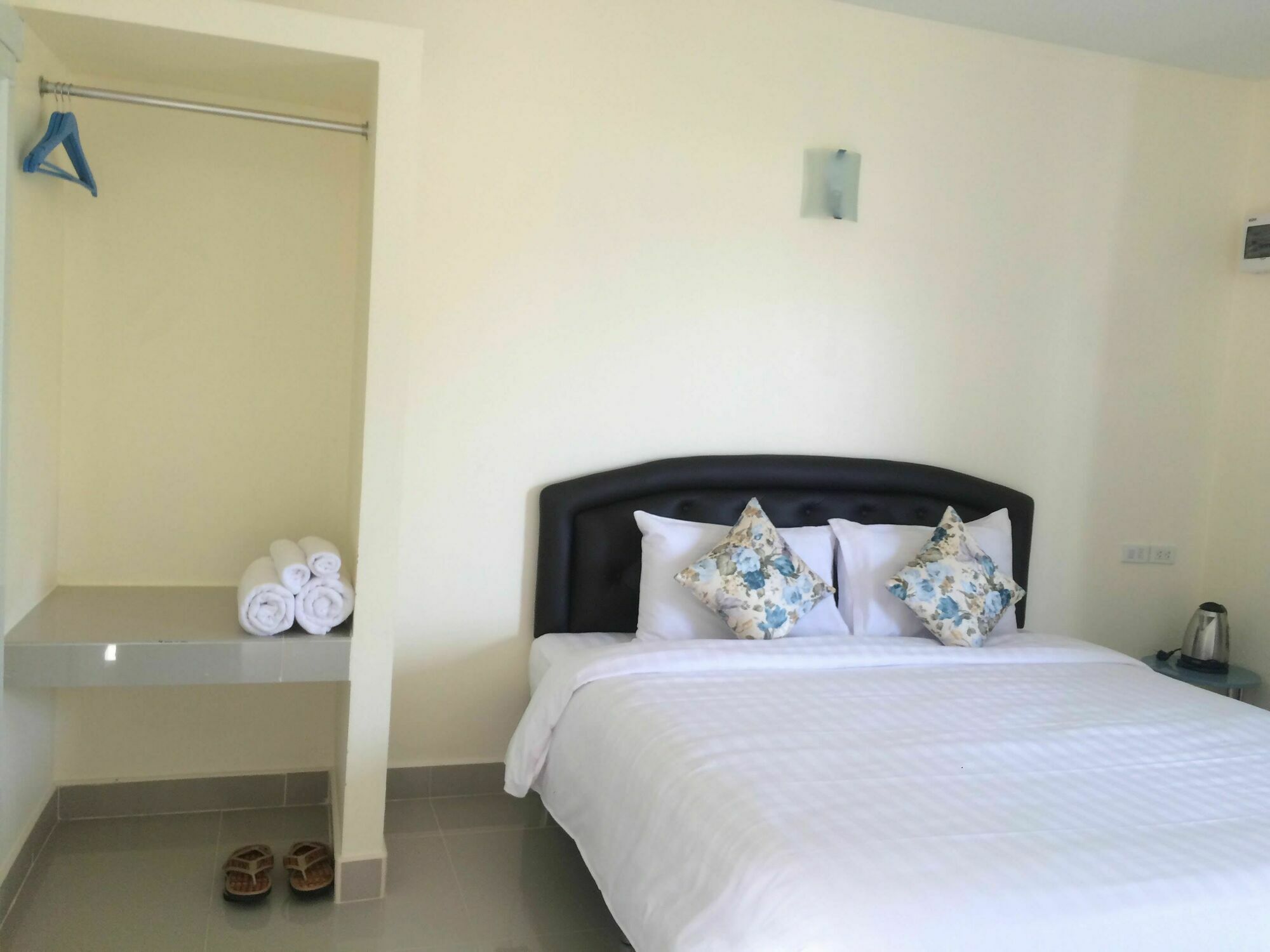 Hostel Baan Kalaya Garden
