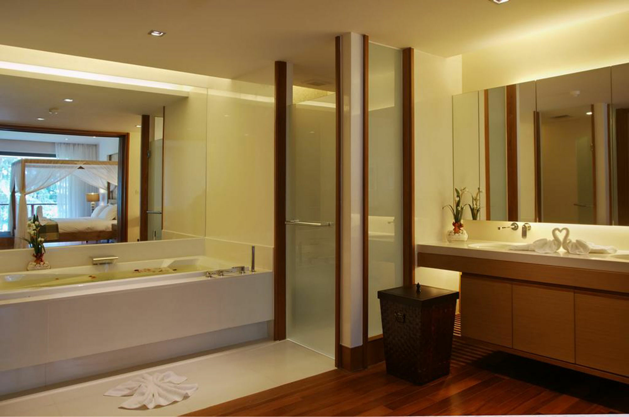 Apartment The Pearl Of Naithon Nai Yang