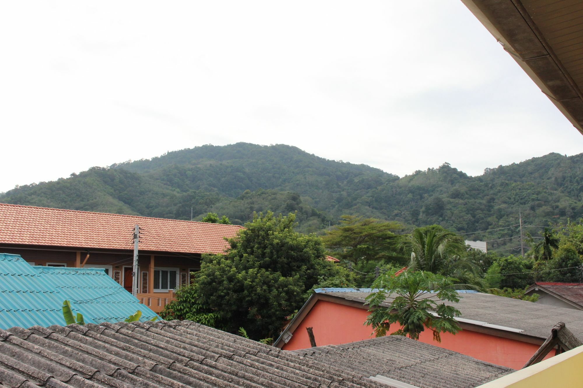 Bangtao Corner Apartment *
