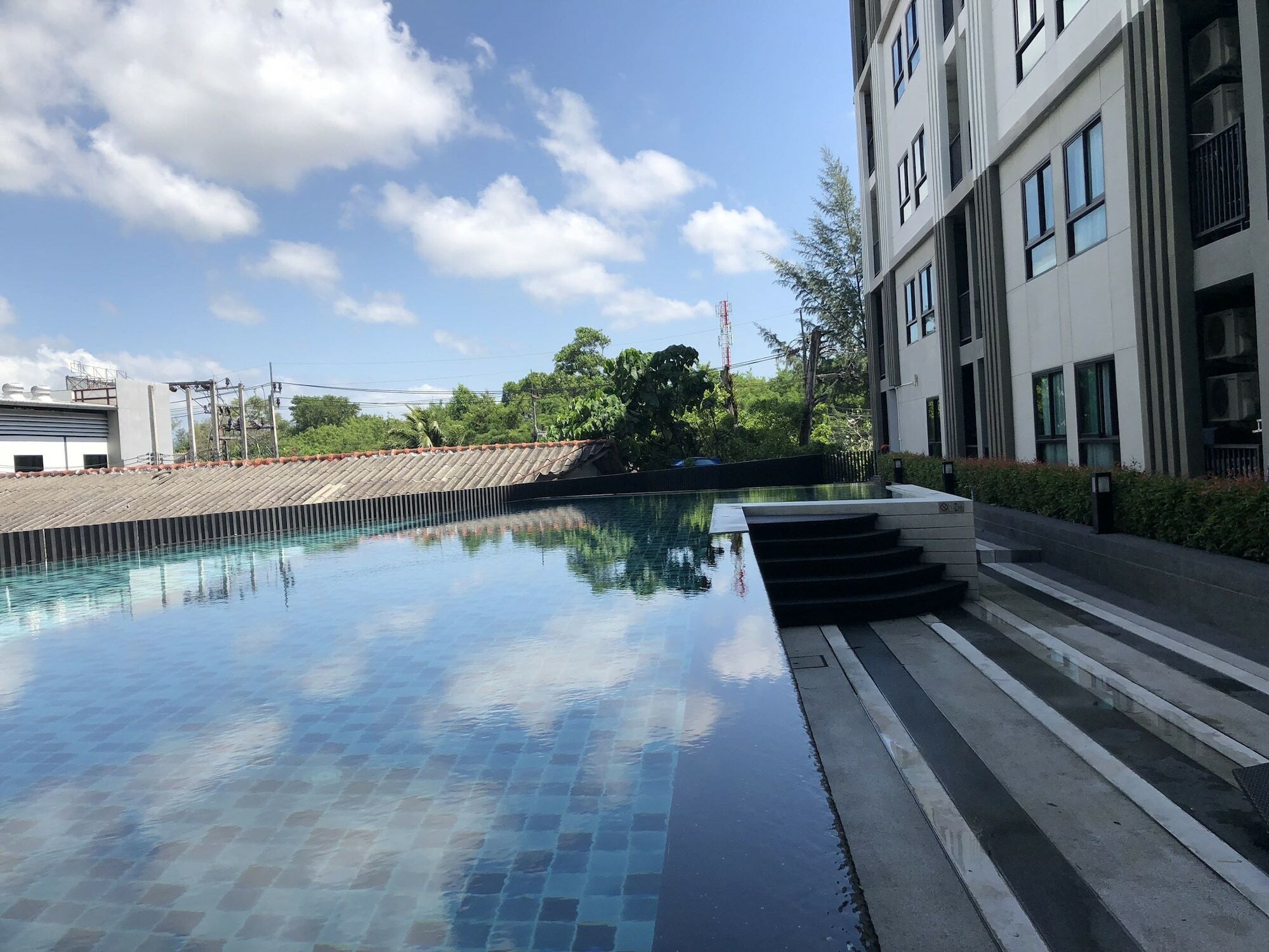 Apartment Z Loft By Holiplanet Phuket