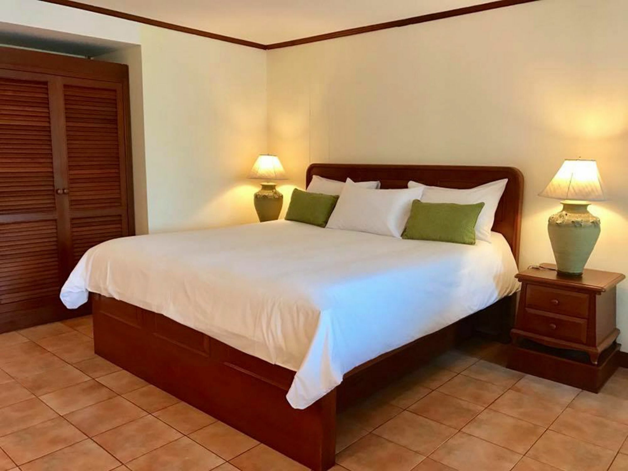 Bay 2* Surin Beach (Phuket)