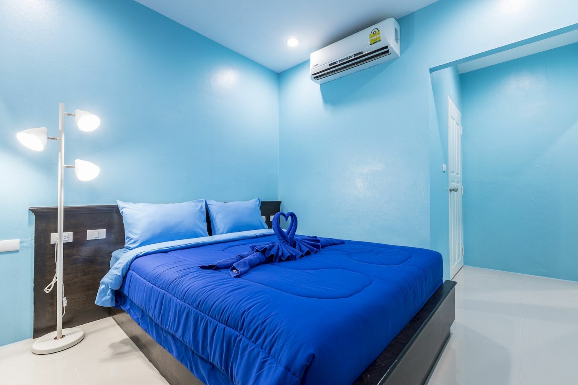 Surf Blue Hotel 3*