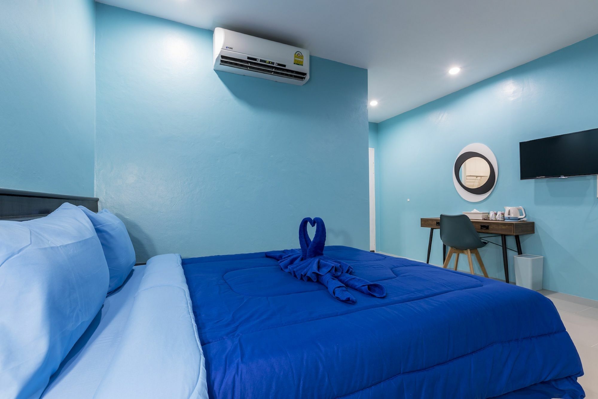 Hotel Surf Blue