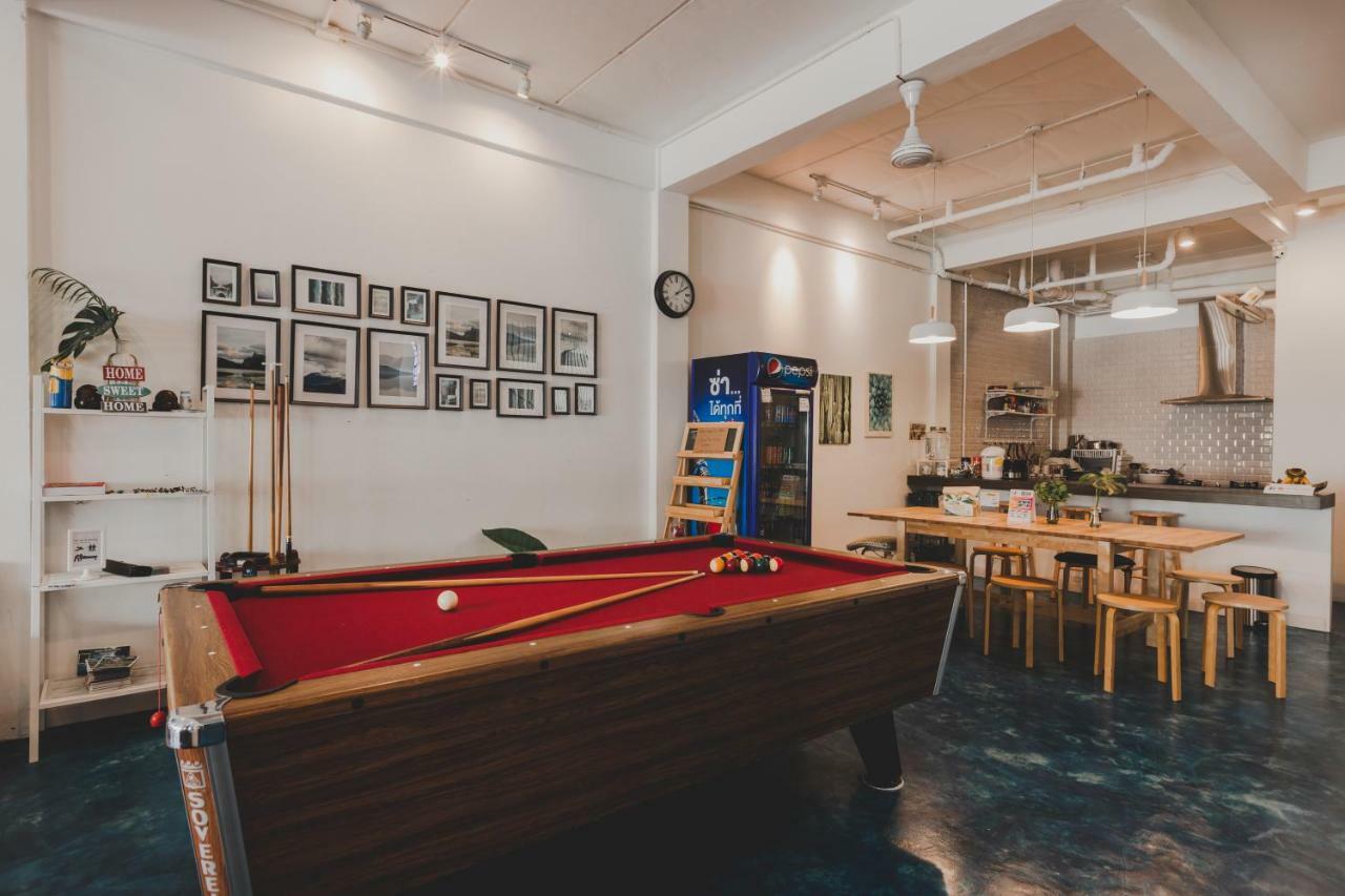 Hostel White Poshtel Phuket