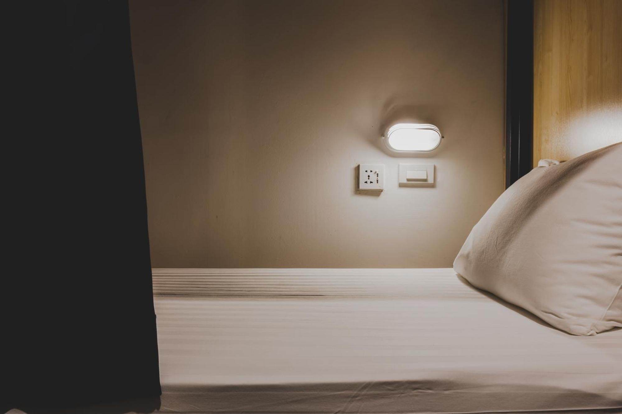 White Poshtel
