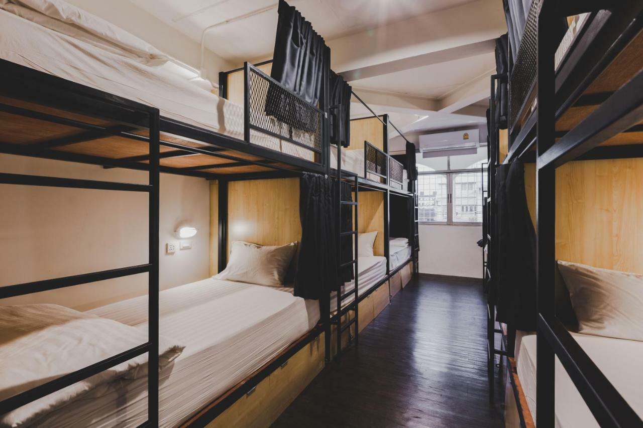 Hostel White Poshtel Phuket