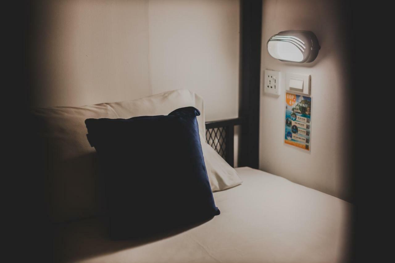 Hostel White Poshtel *