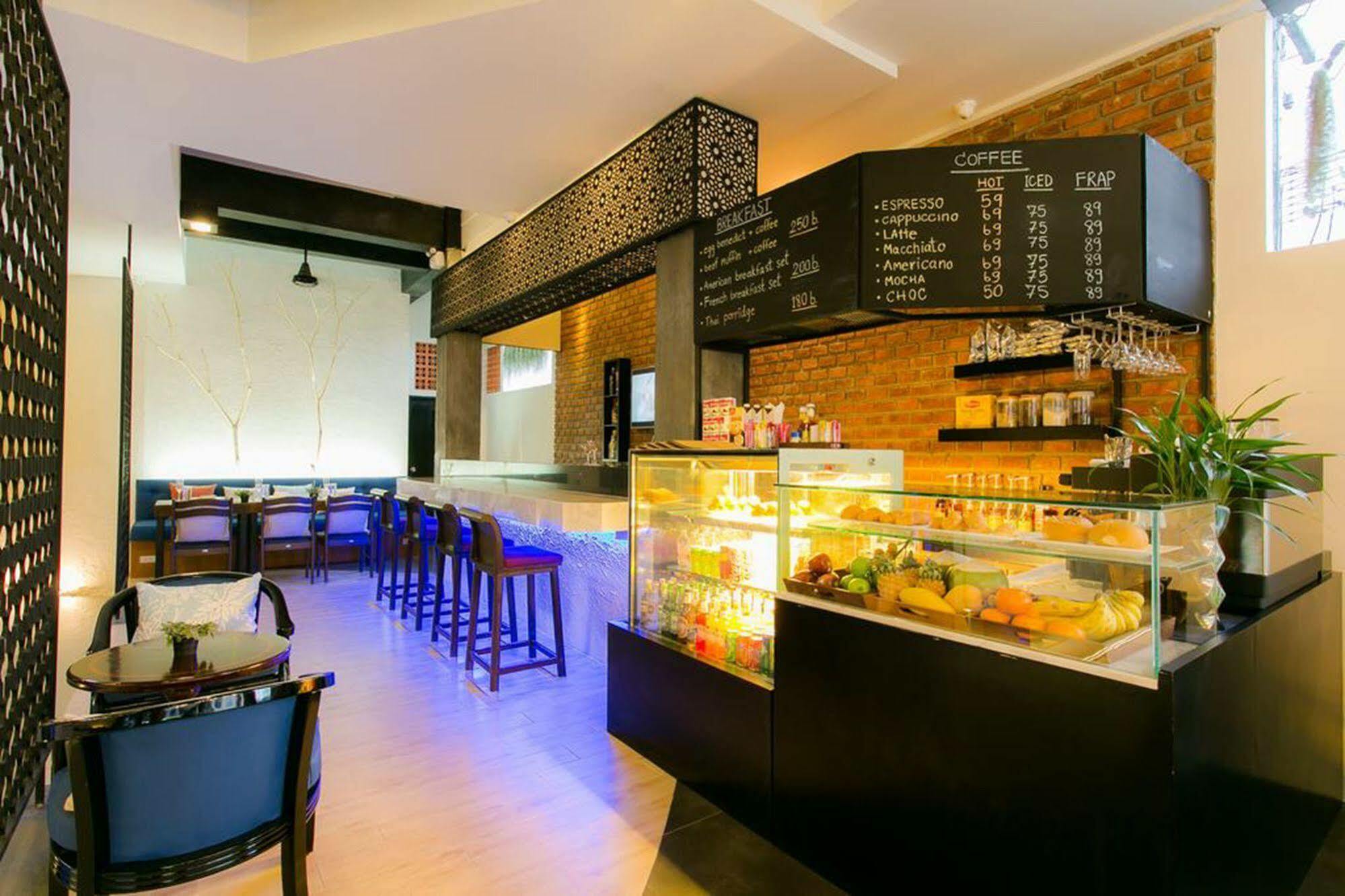 The House Guest house Patong