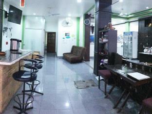 Ours Hotel