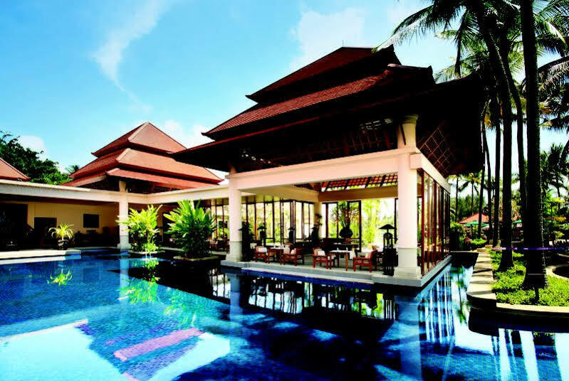 Double Pool By Banyan Tree Resort