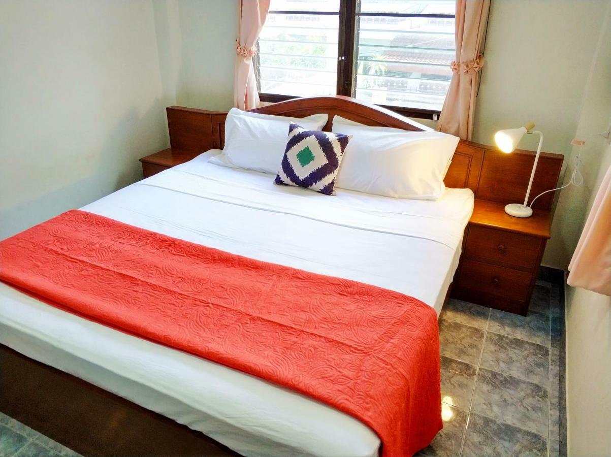 Waree's Guest house Kata Beach (Phuket)