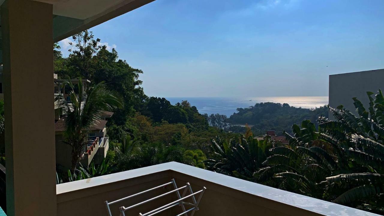 Grand Bleu Ocean View Pool Hotel