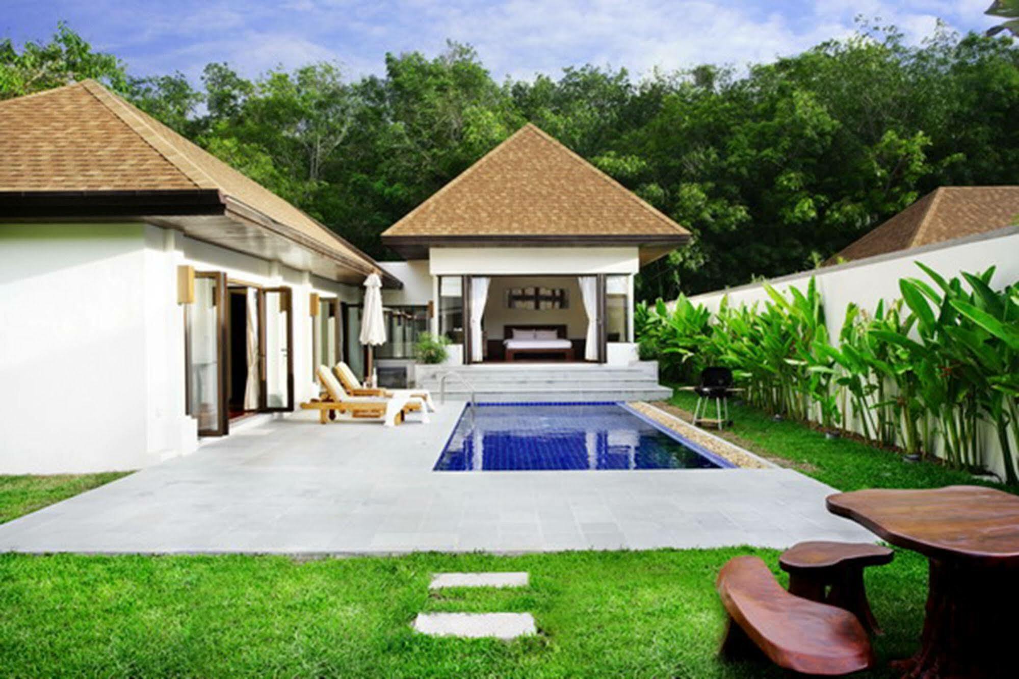 Lombok By Holiplanet Villa Rawai