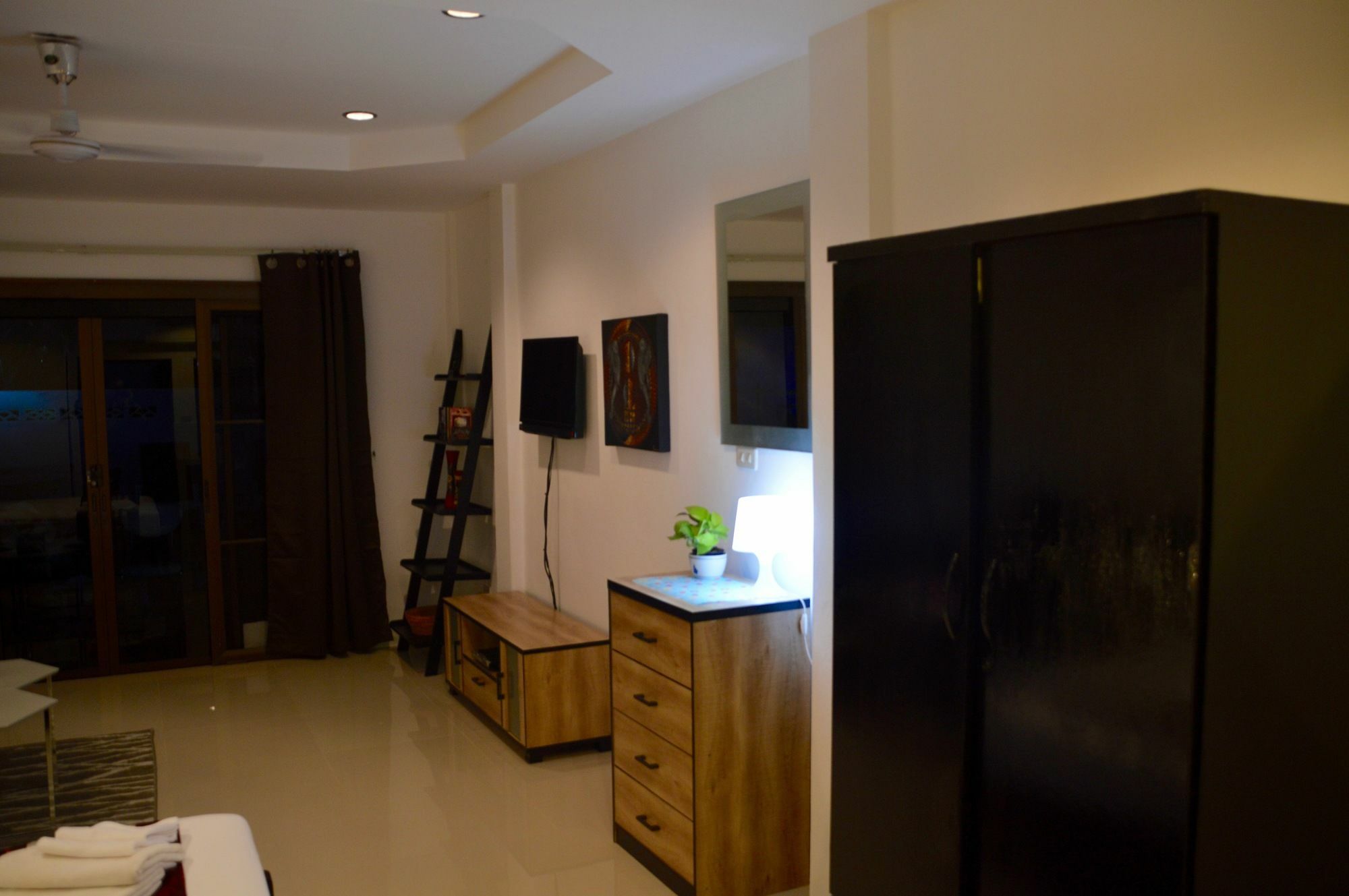 Fantasy Apartment *