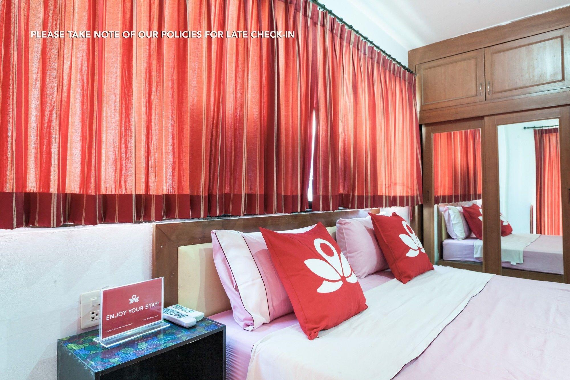 Zen Nanai Hotel *