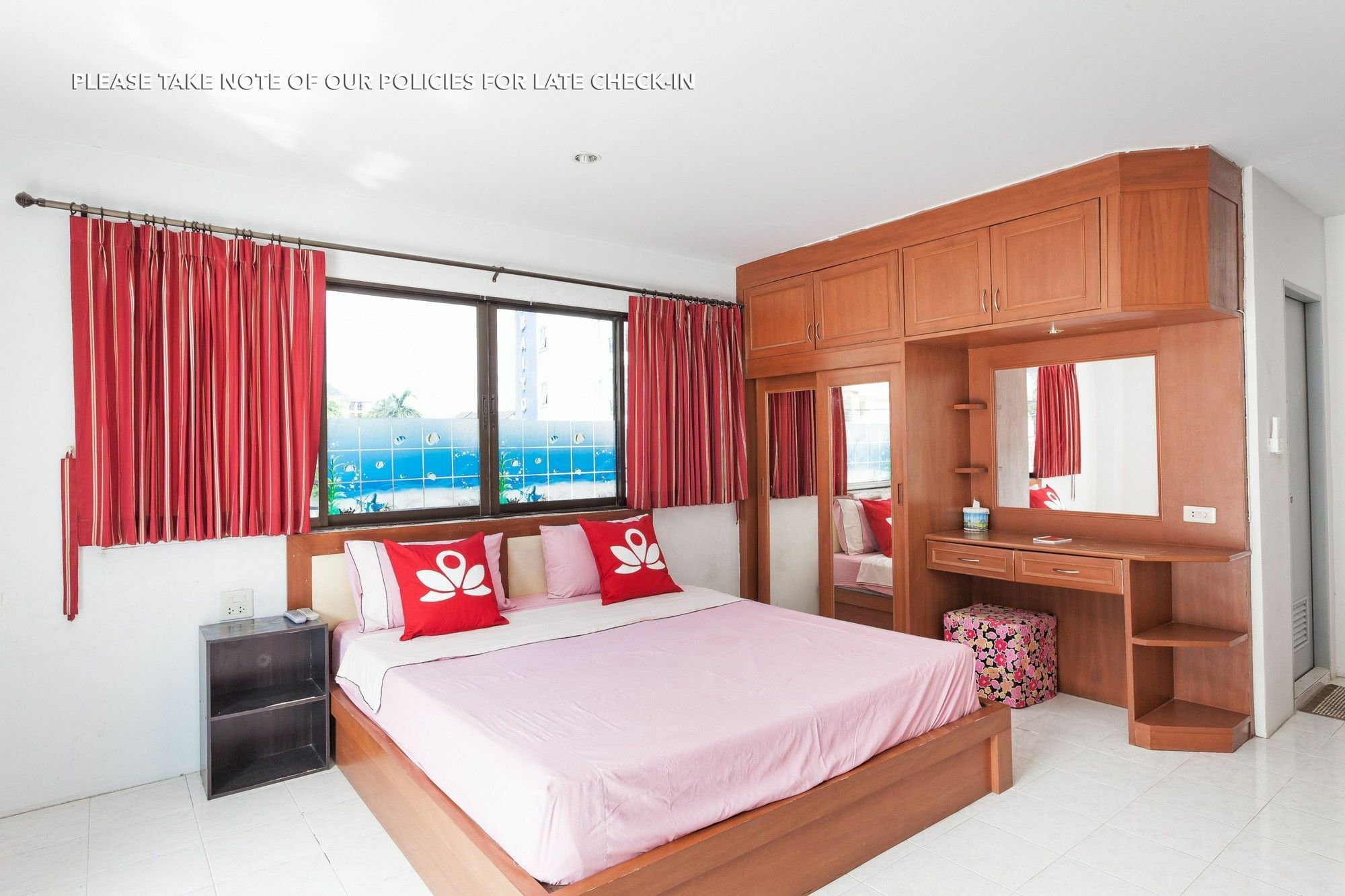 Zen Nanai Hotel *