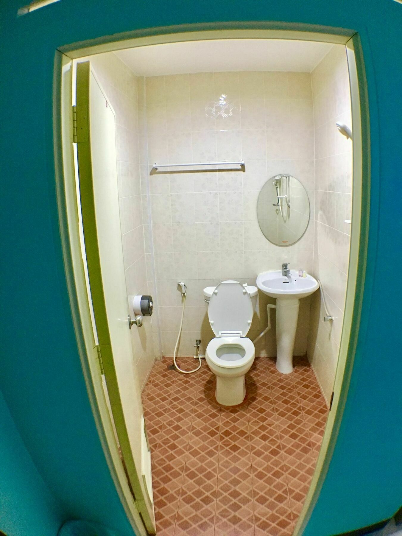 S. T. House Guest house Kata Beach (Phuket)