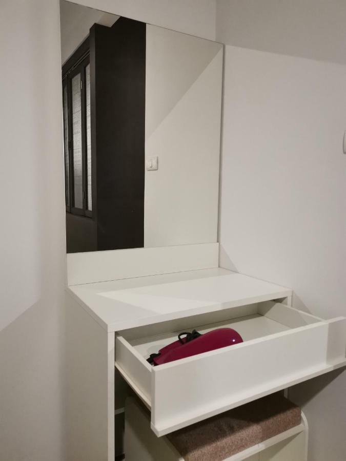 4 Floor - Centrio In Town Apartment Phuket