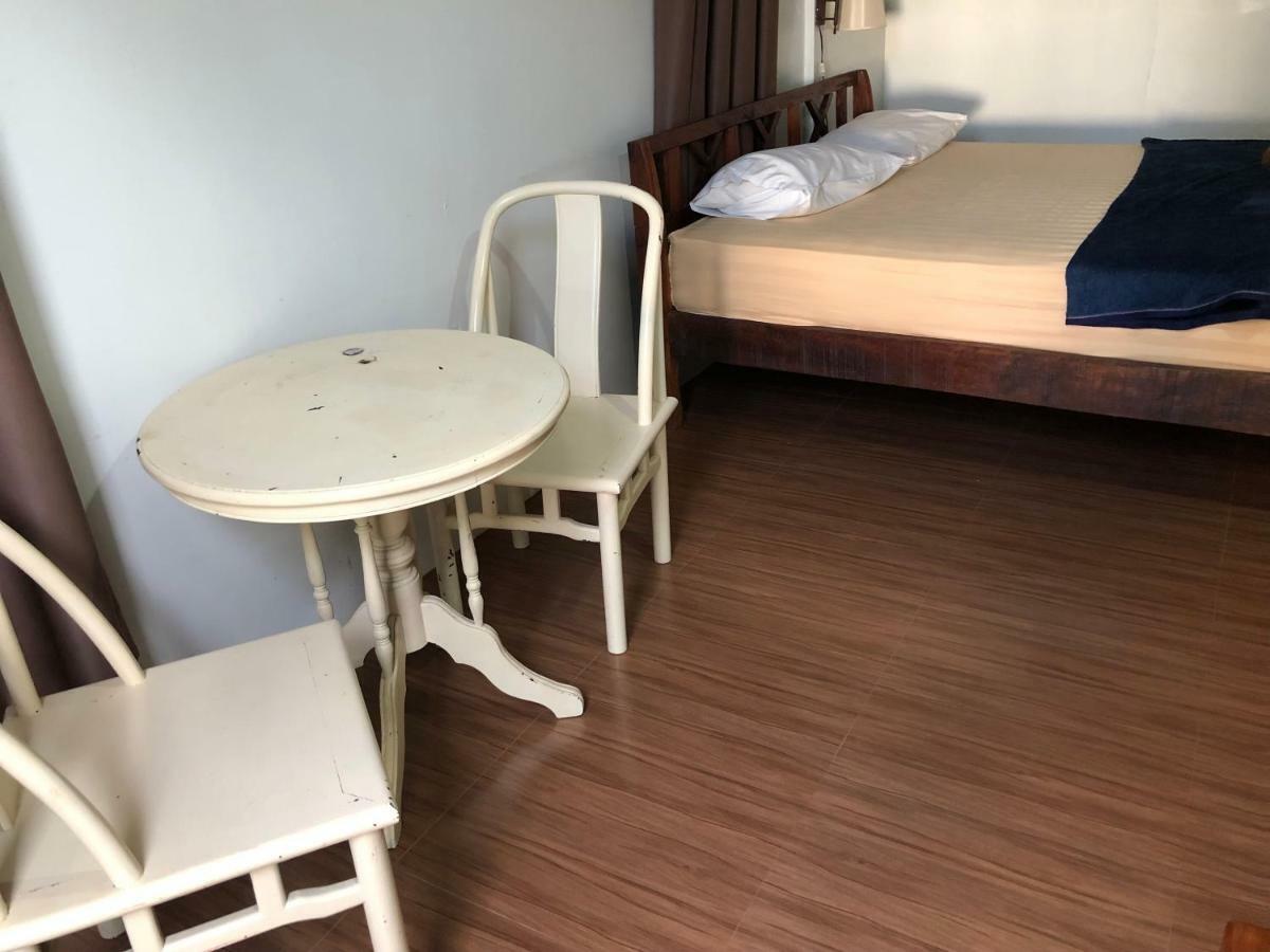 Aparthotel The Point At Airport 2*