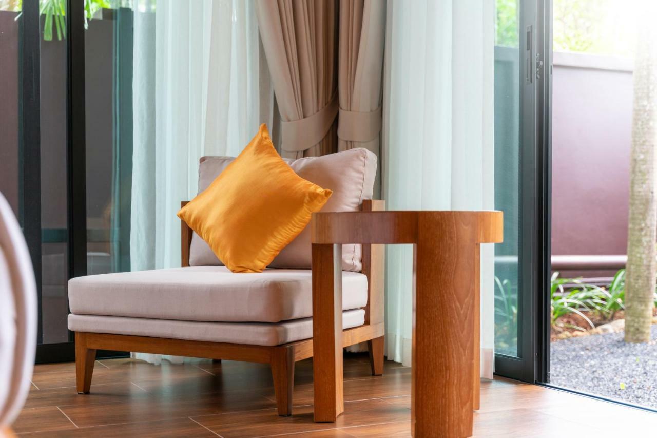 Baan-bua Villa Nai Harn