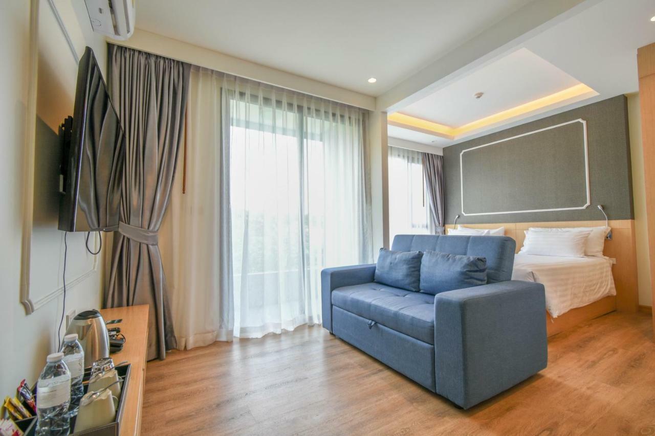 The Aristo Beach Phuket