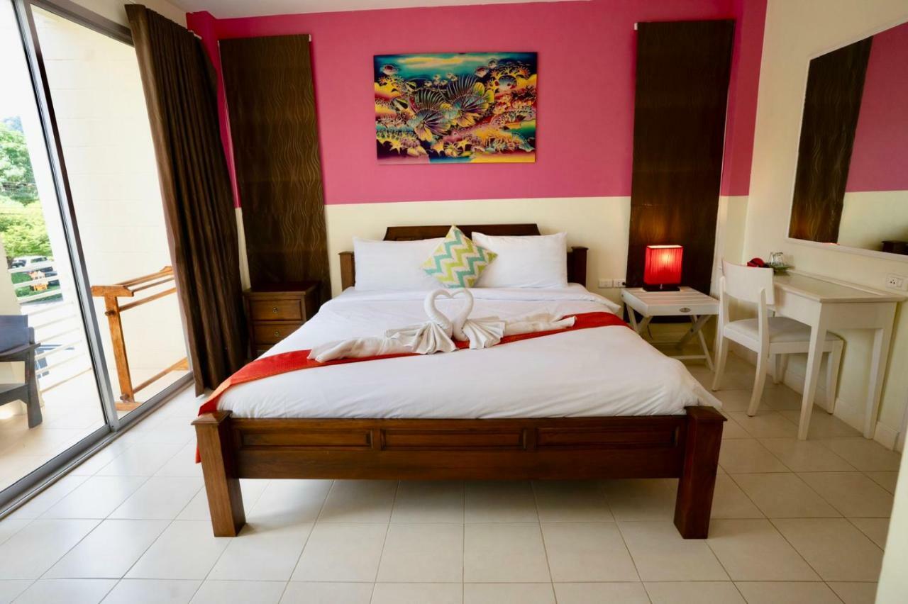 Hostel Ok Phuket *