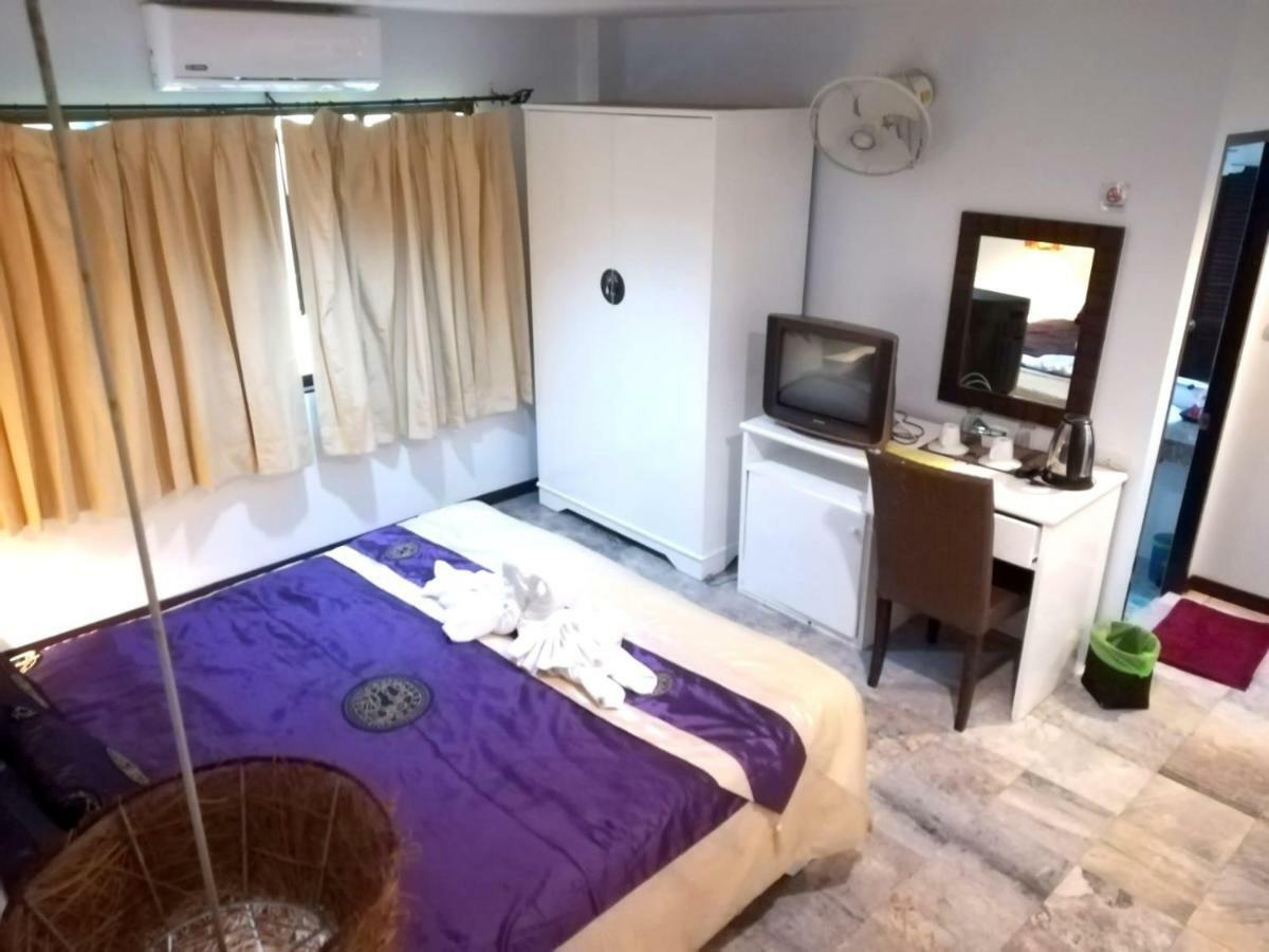 Hotel Nirvana 3*