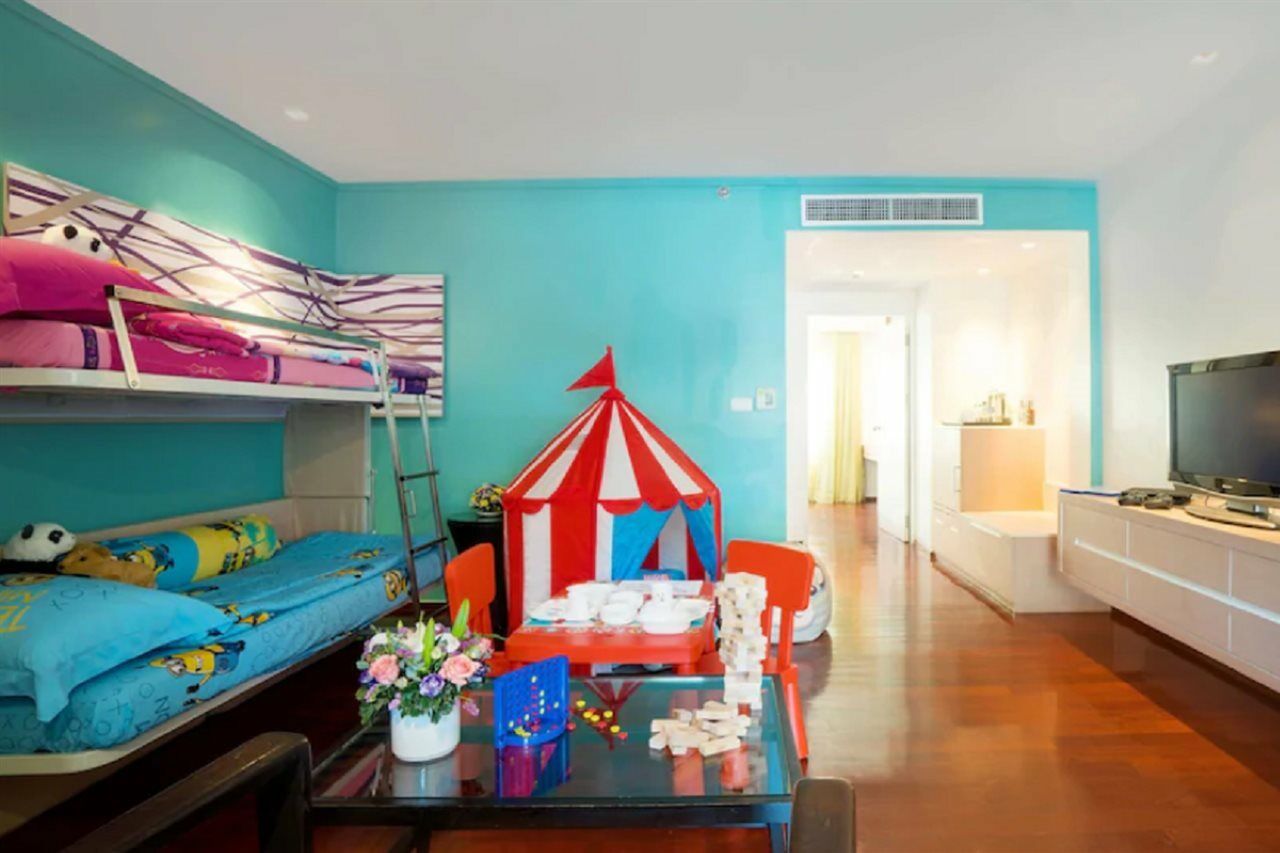 Hotel Radisson And Phuket Kamala Beach