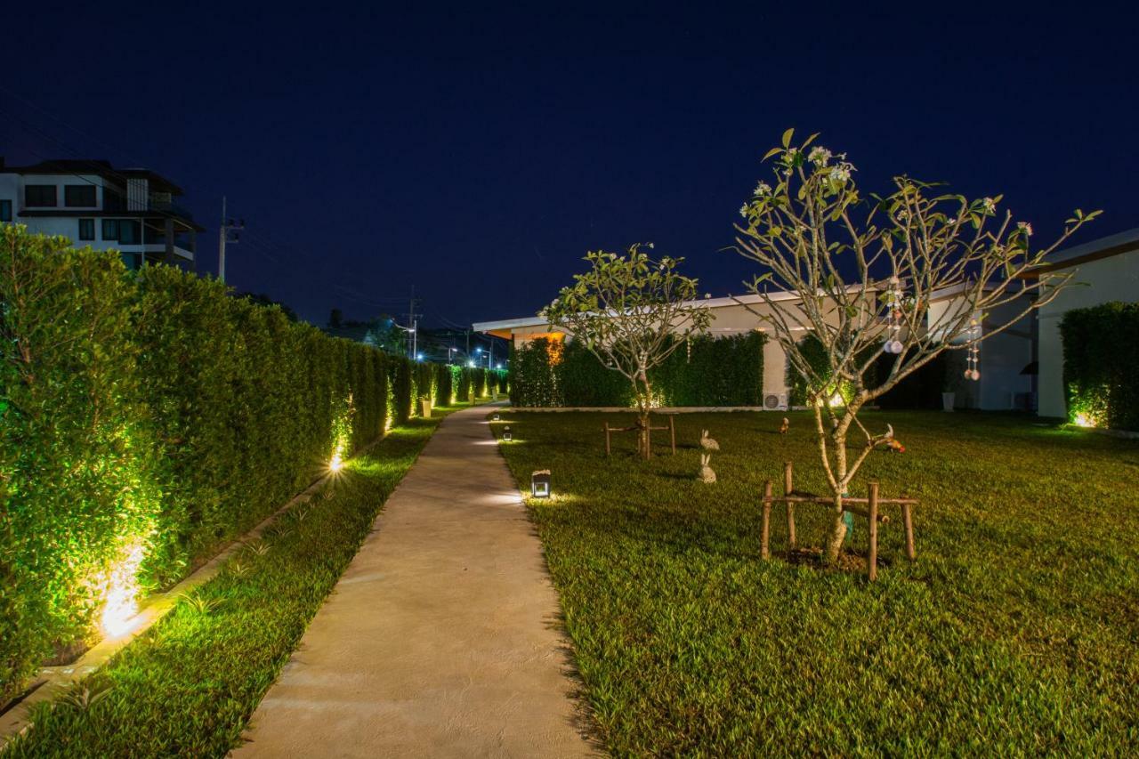 Good Night Pool - Sha Hotel 5*
