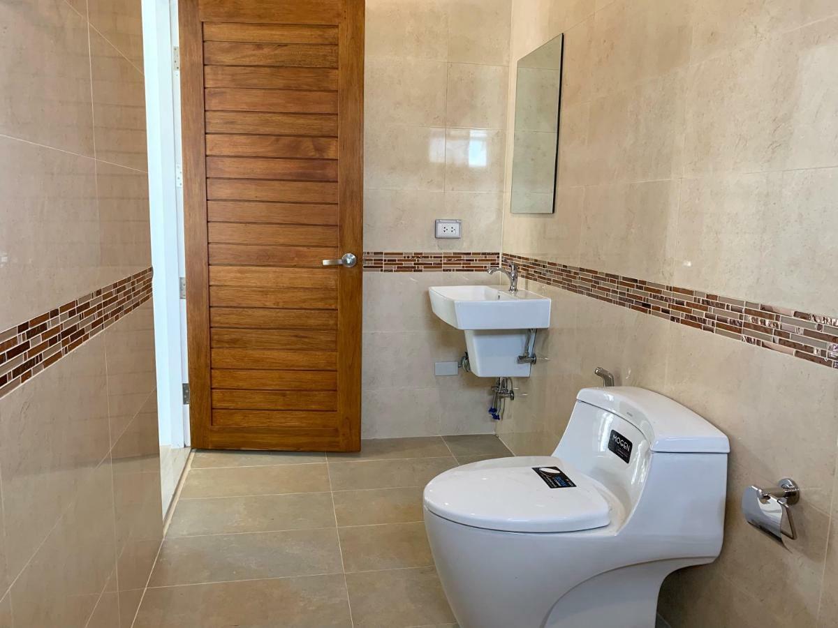 Private New Pool Near Laguna *
