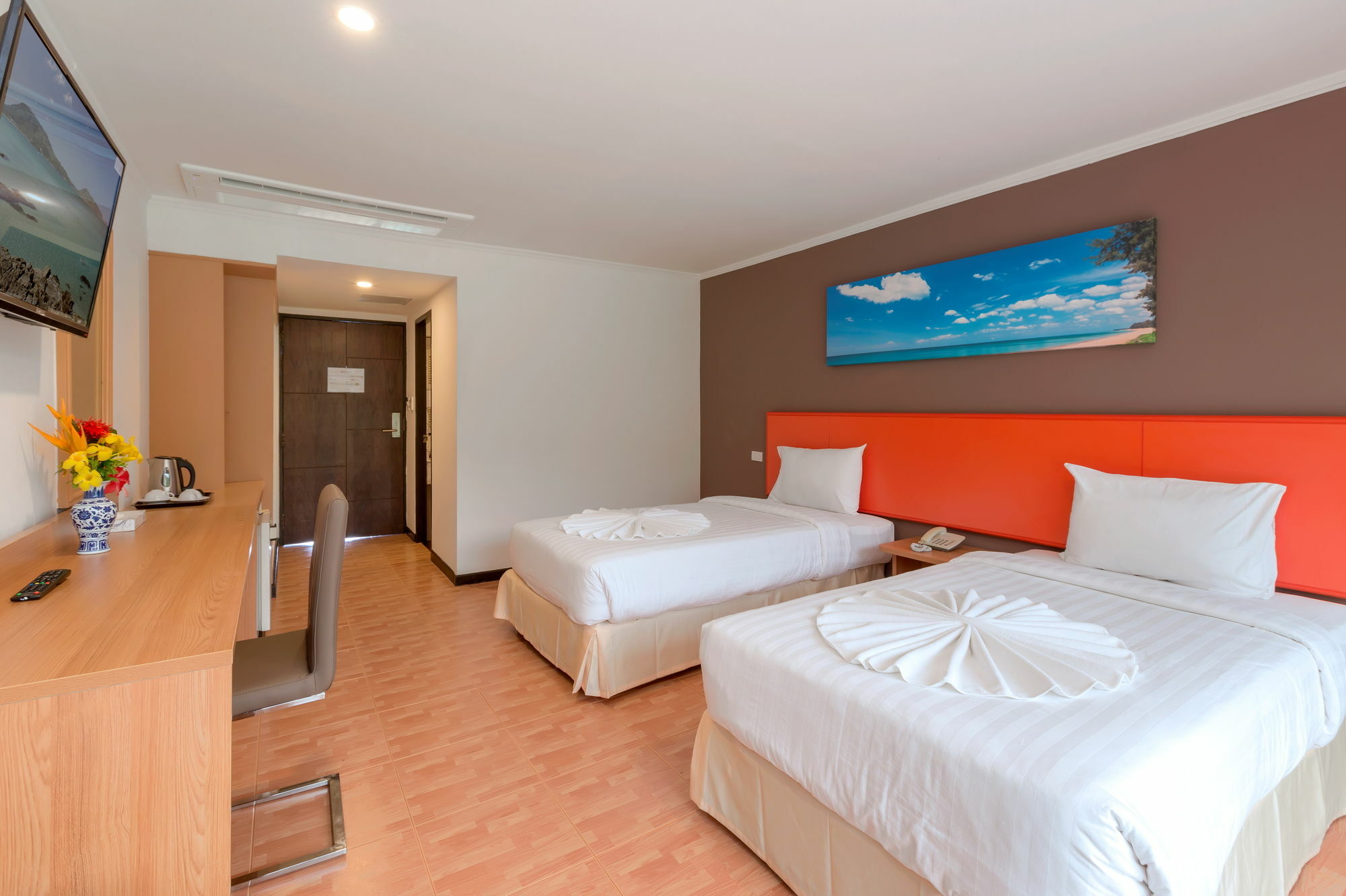 Hotel 7days Premium Phuket Patong