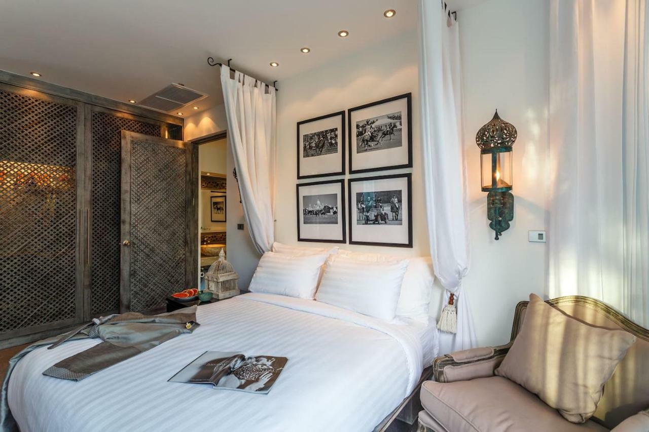 Villa On The Rocks, 4 Bedrooms, Phuket