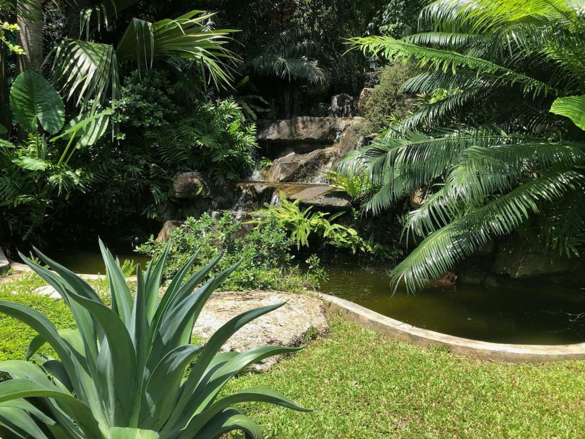 Villa On The Rocks, 4 Bedrooms, Phuket