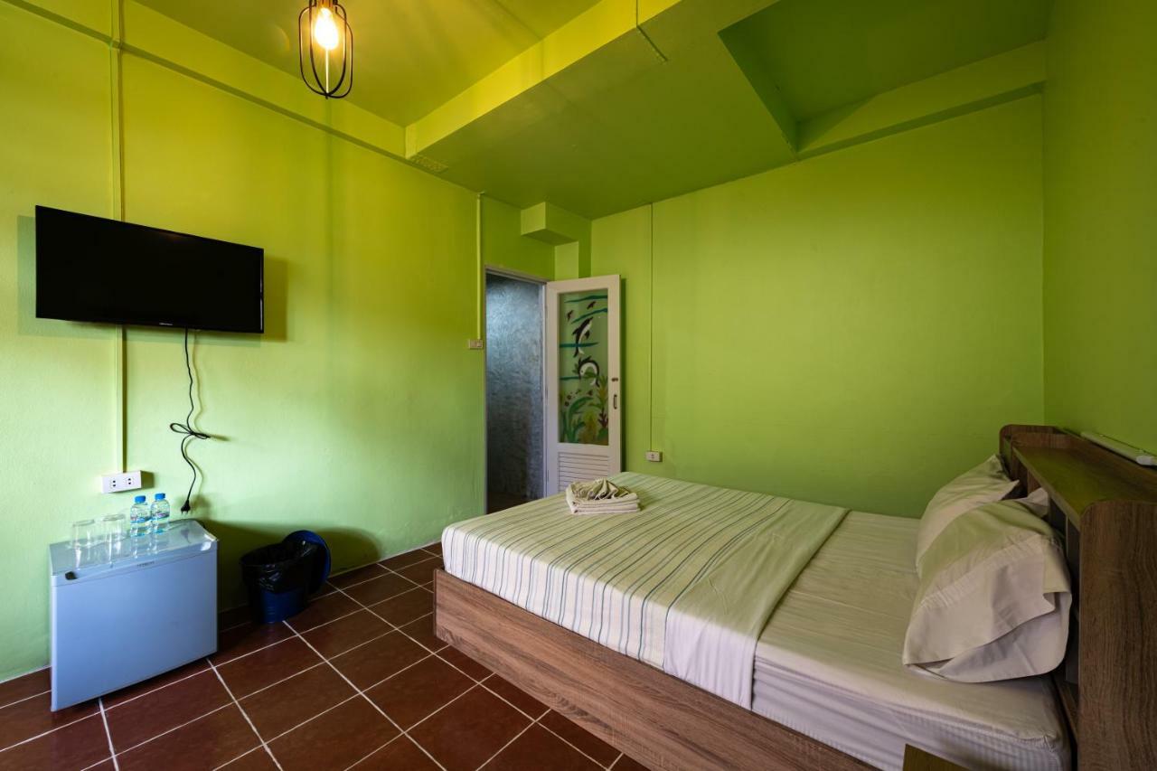 Mypatong Social Hostel *