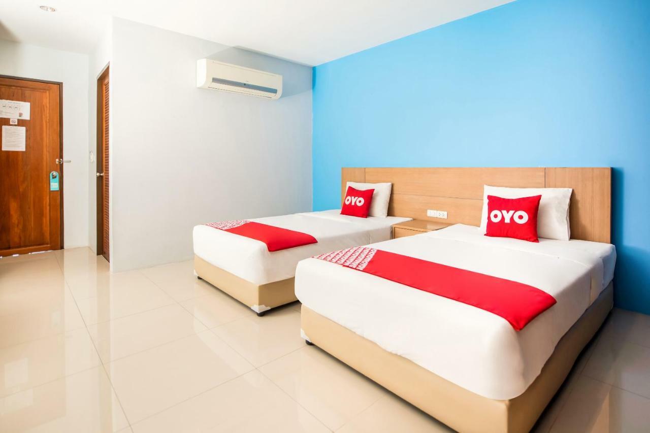 Oyo 344 De Blue @ Sea Hotel 2*