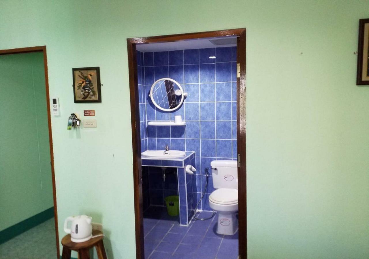 Hostel Rung Tawan *