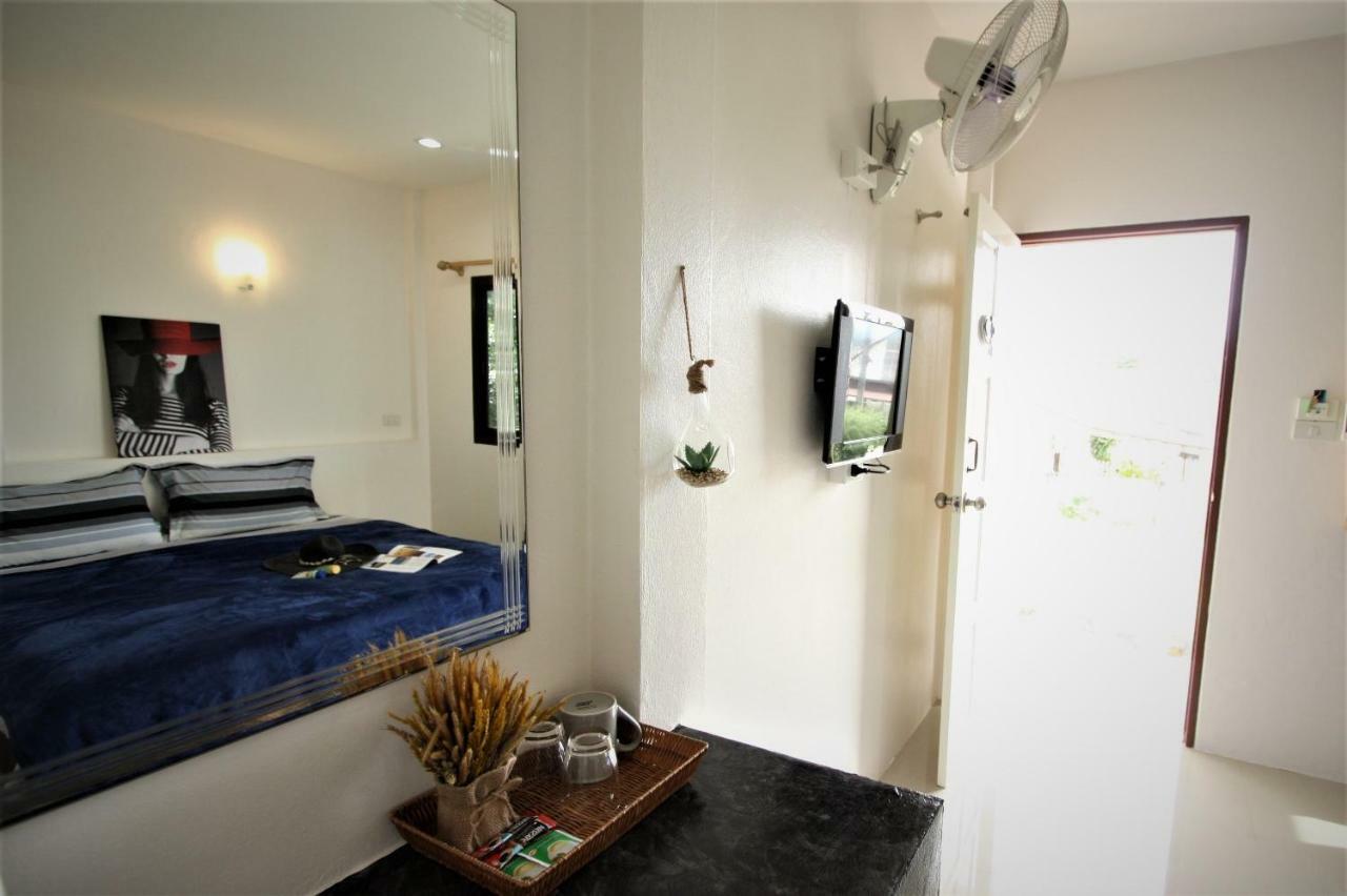 Sun & Sea Phuket Guest house