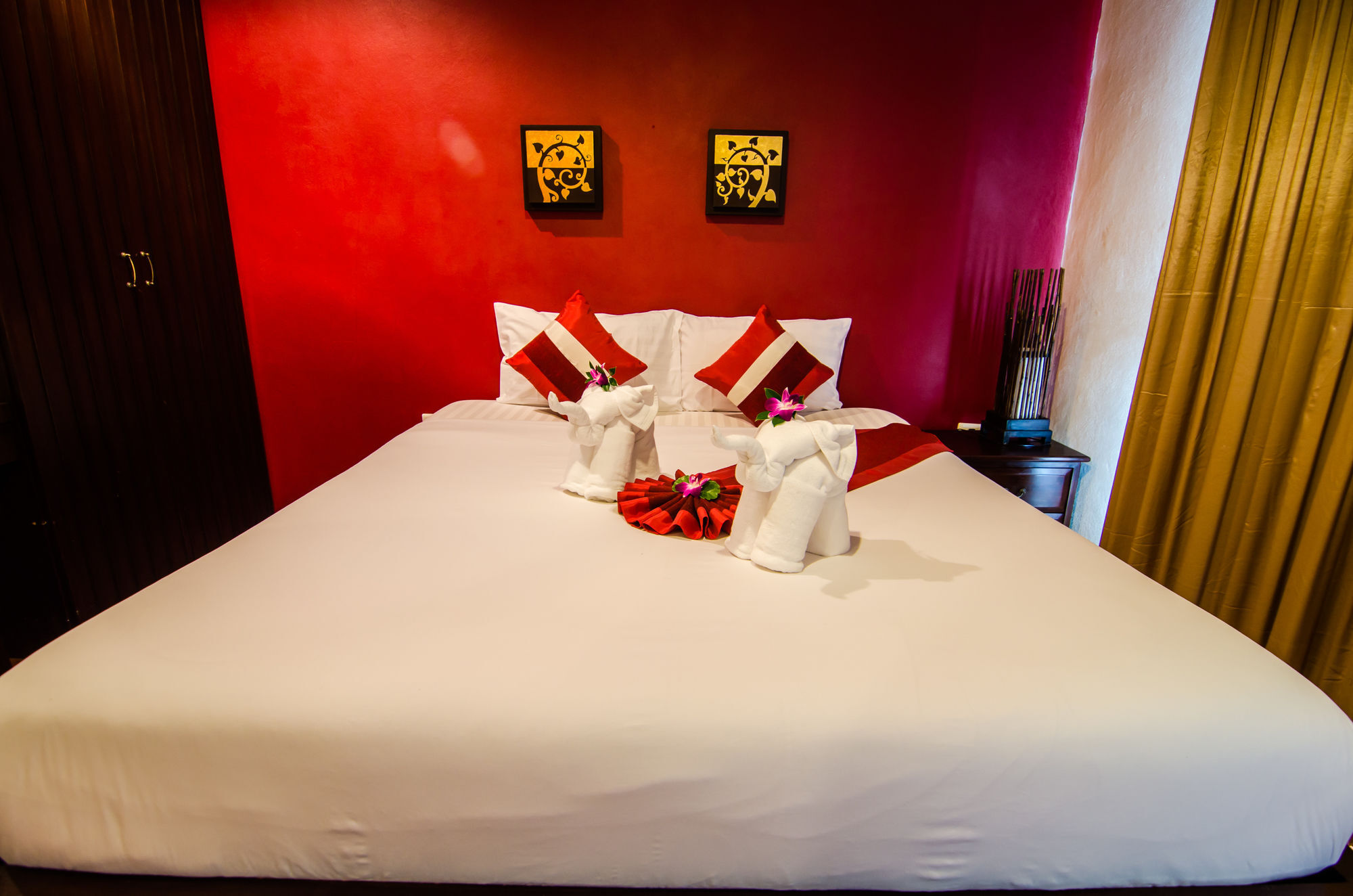 Cocoville Phuket - Sha Resort Chalong