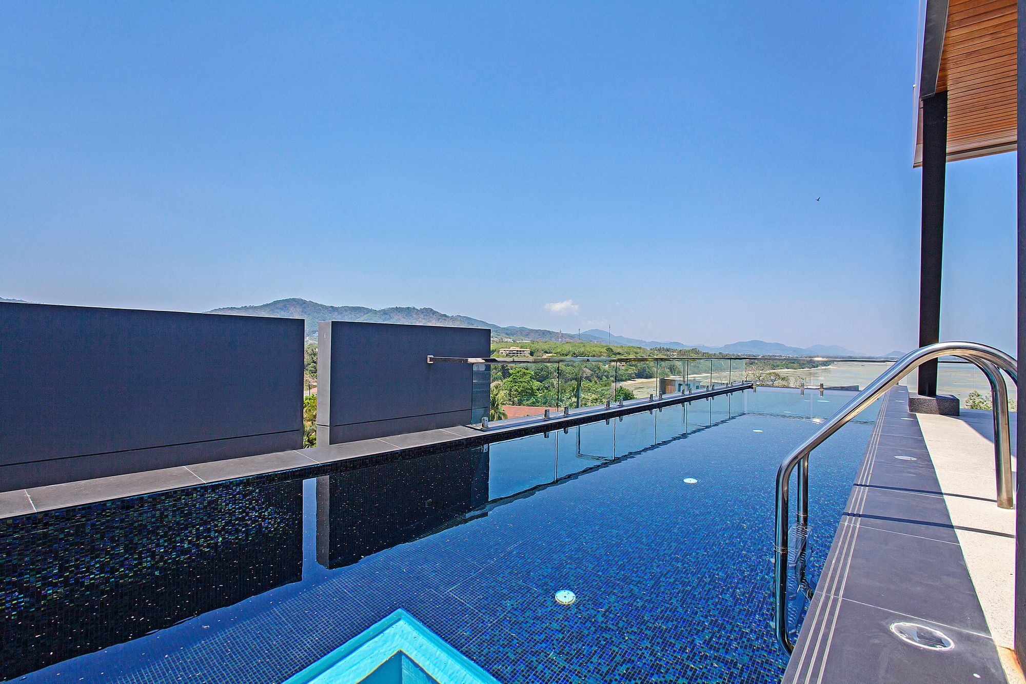 Equilibrium - 4 Bed