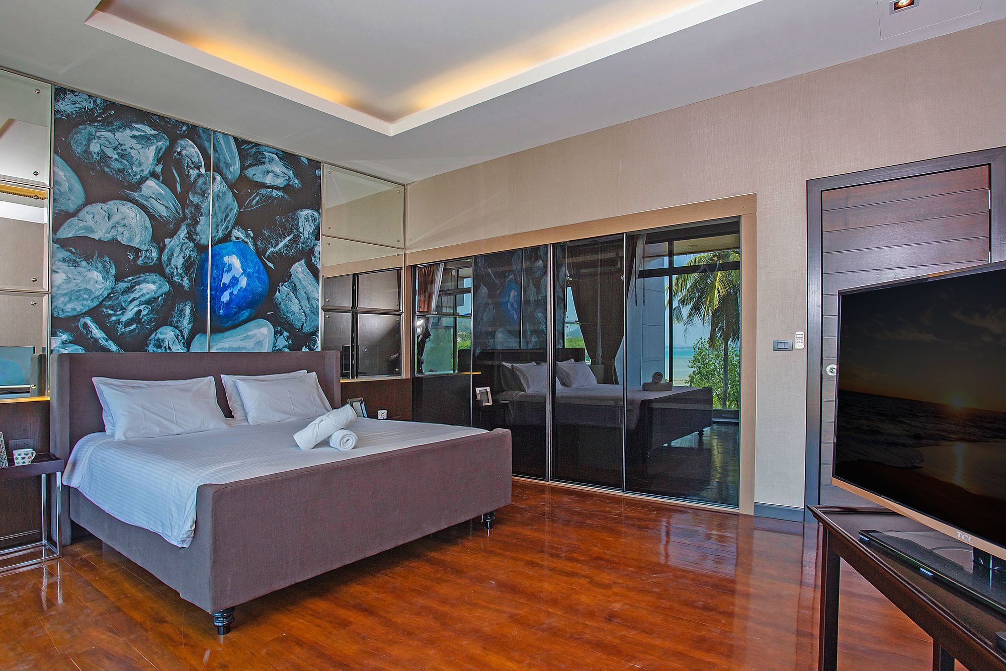 Equilibrium - 4 Bed *