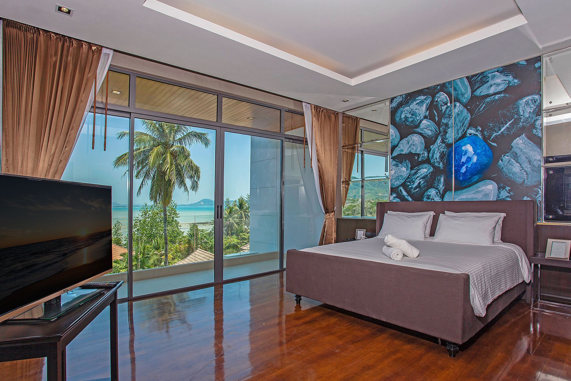 Equilibrium - 4 Bed